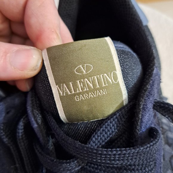 VALENTINO GARAVANI Rockstud Leather, Suede And Denim Sneakers In Navy - Picture 5 of 6